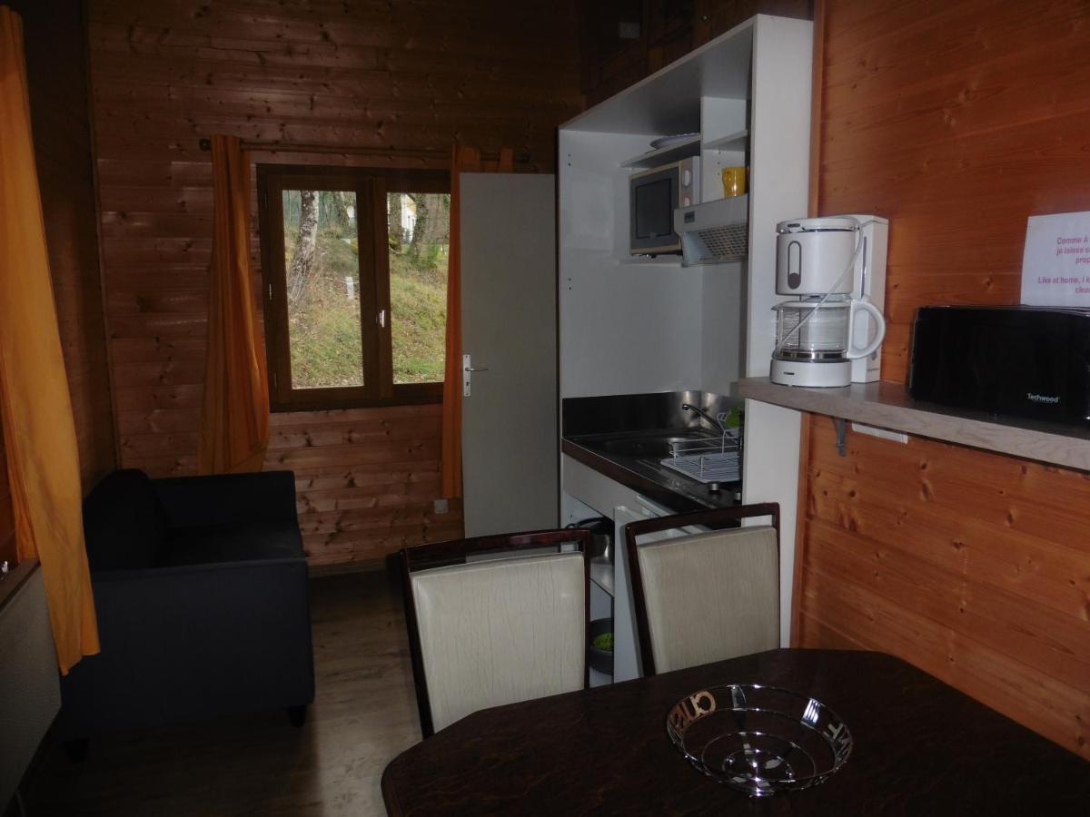 Camping Le Montbartoux Vollore-Ville Zewnętrze zdjęcie
