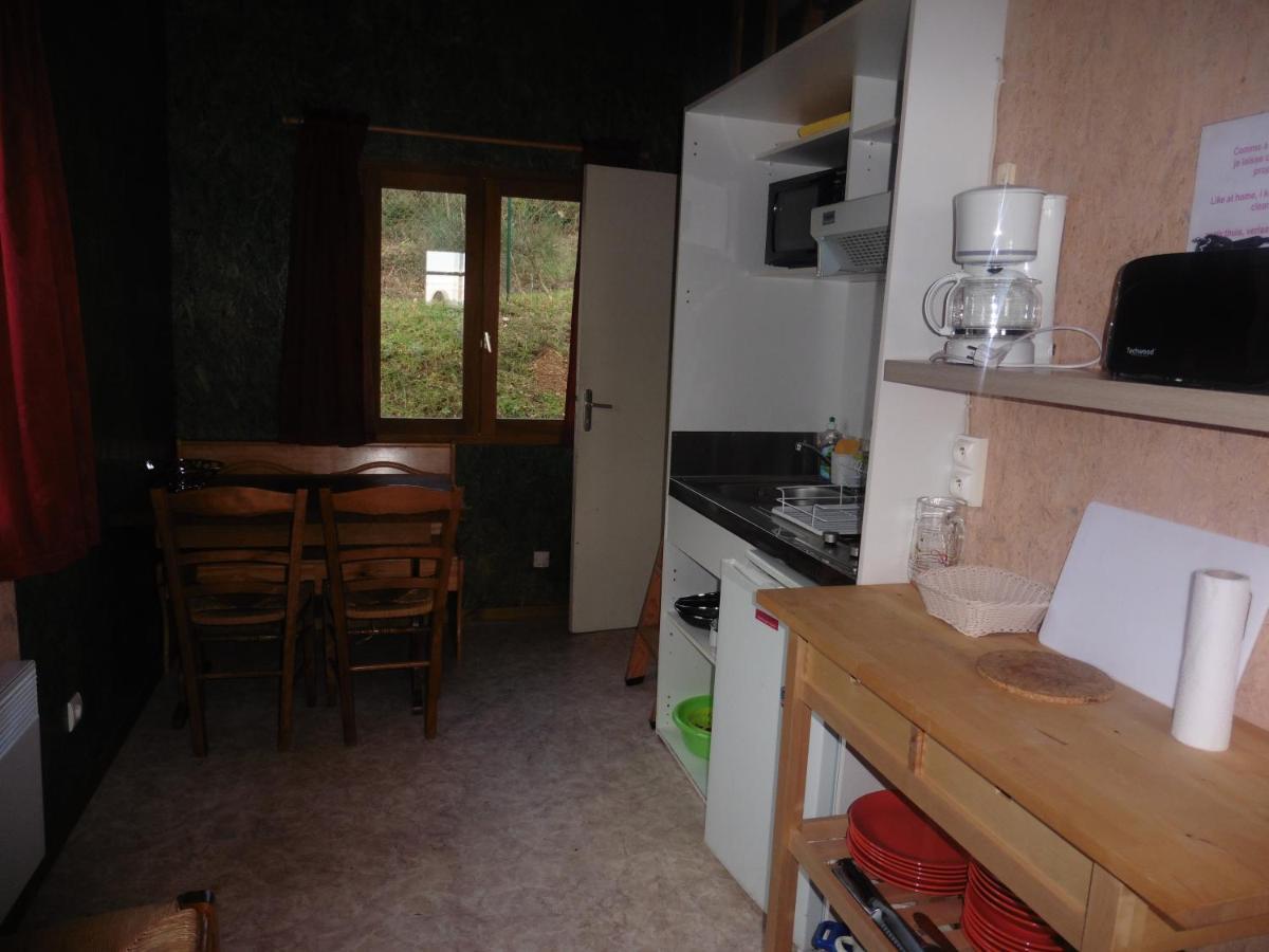 Camping Le Montbartoux Vollore-Ville Zewnętrze zdjęcie