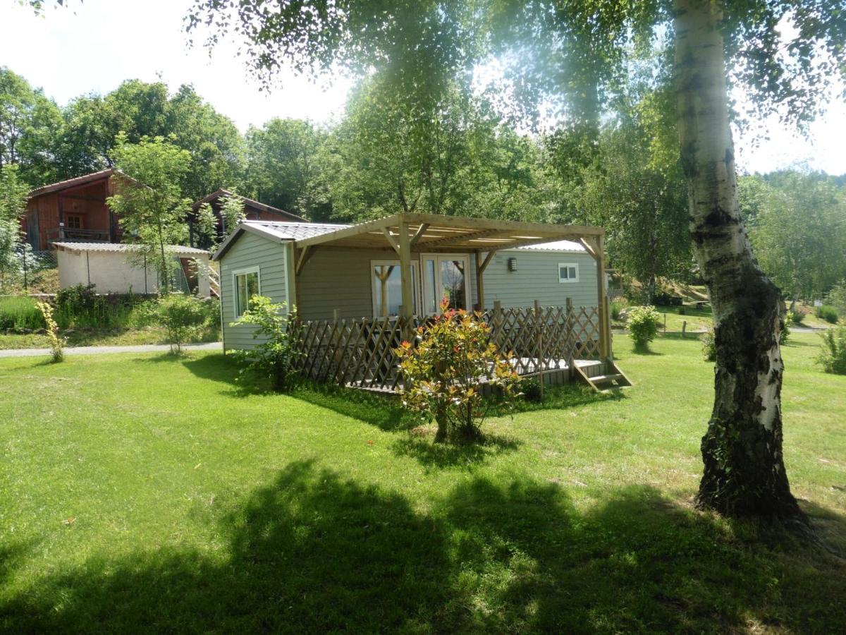 Camping Le Montbartoux Vollore-Ville Zewnętrze zdjęcie