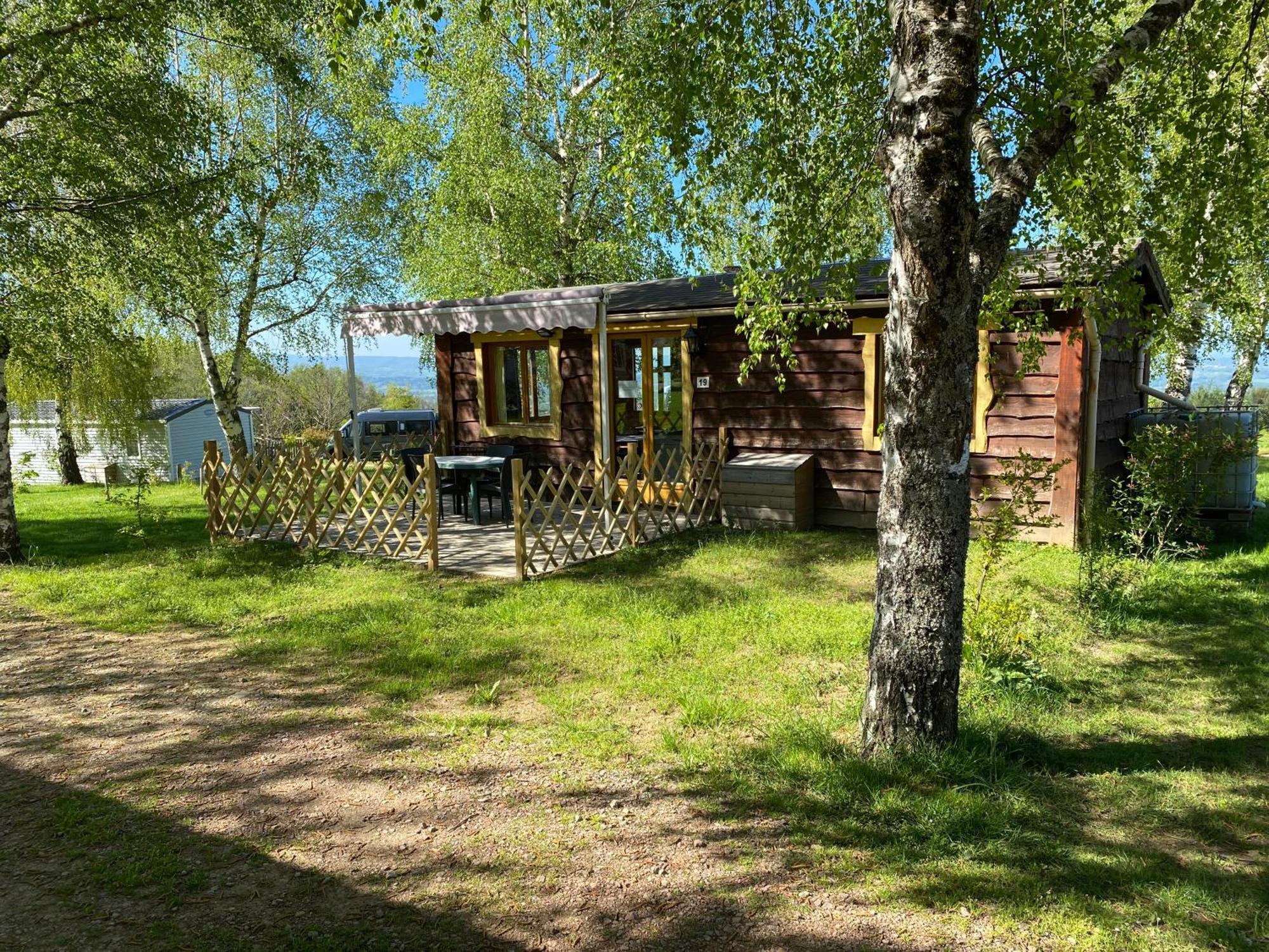 Camping Le Montbartoux Vollore-Ville Zewnętrze zdjęcie