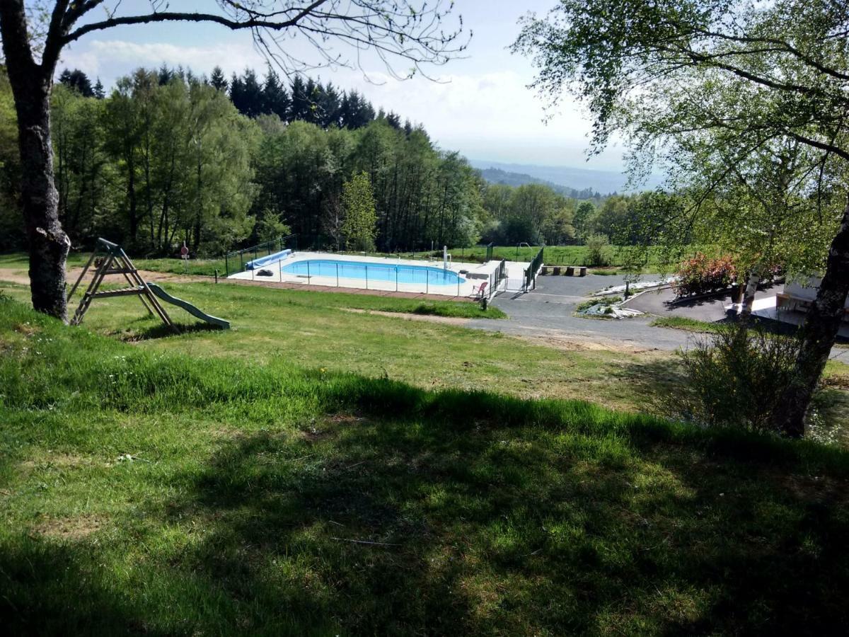 Camping Le Montbartoux Vollore-Ville Zewnętrze zdjęcie