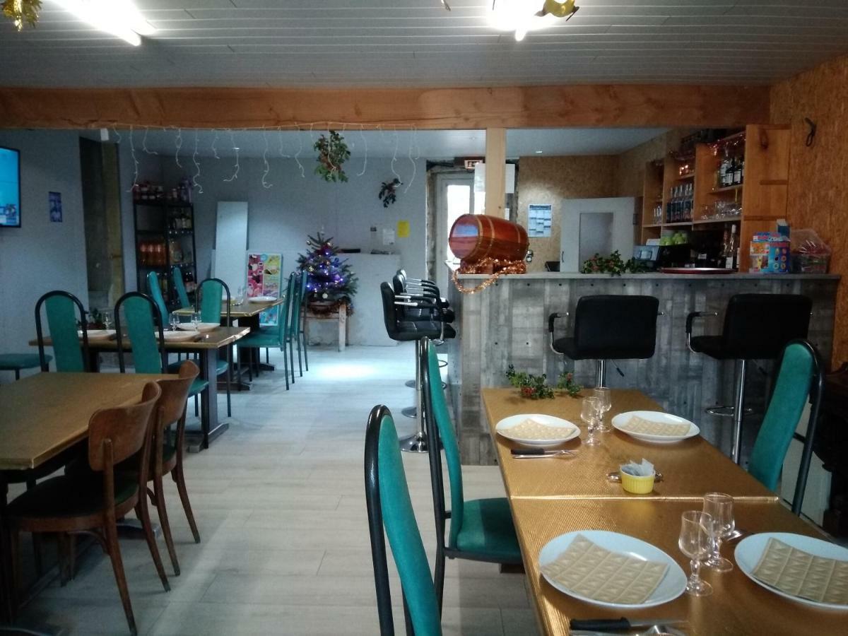 Camping Le Montbartoux Vollore-Ville Zewnętrze zdjęcie